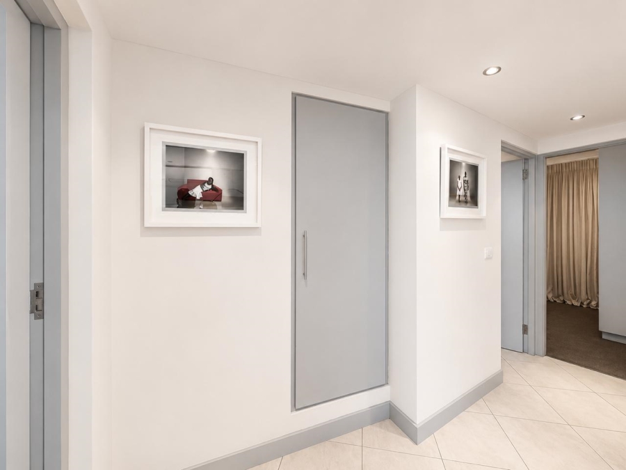 2 Bedroom Property for Sale in Cape Town City Centre Western Cape